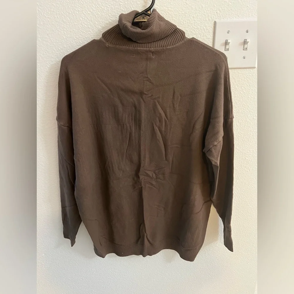 Sweater - Picture 2 of 2